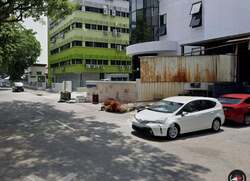 Jalan Mesin (D13), Factory #527958811